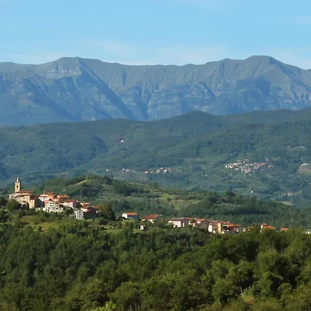 度假居 Tranquil Tuscan House With Pool And Scenic Views *