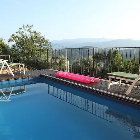 Tranquil Tuscan House With Pool And Scenic Views 度假居